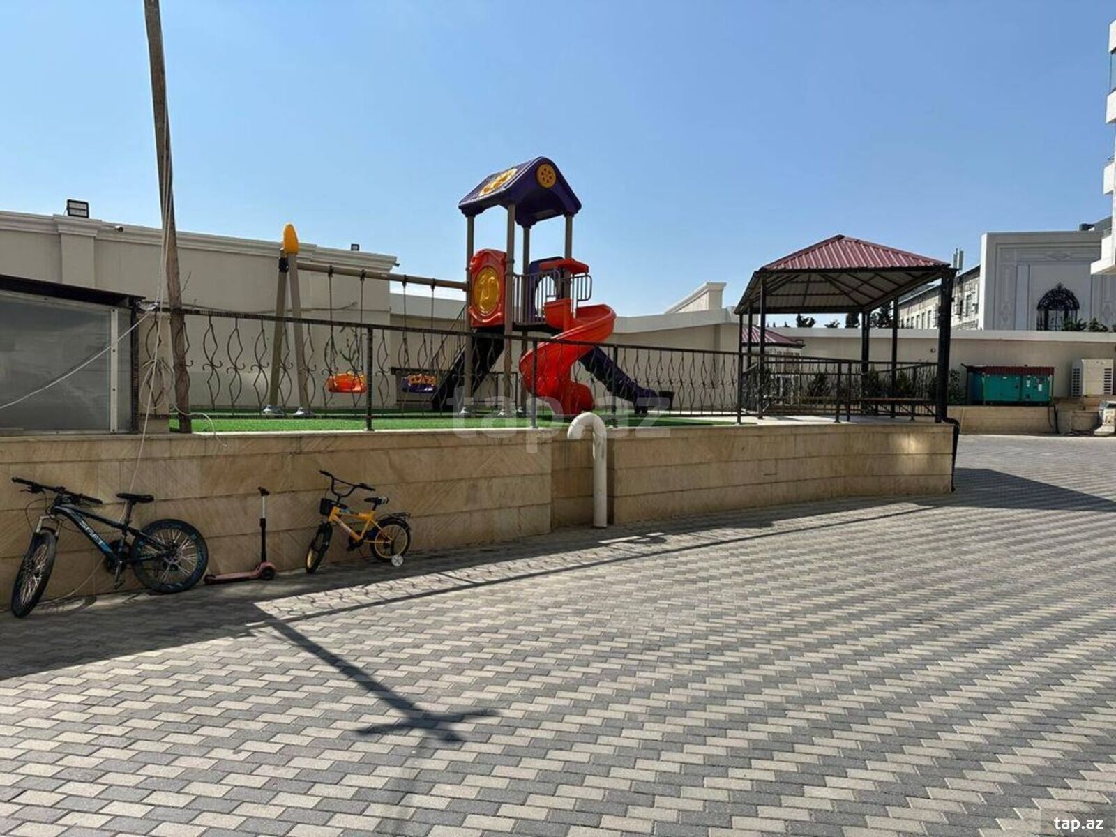 4-otaqlı yeni tikili, Azadlıq m., 150 m² (2)