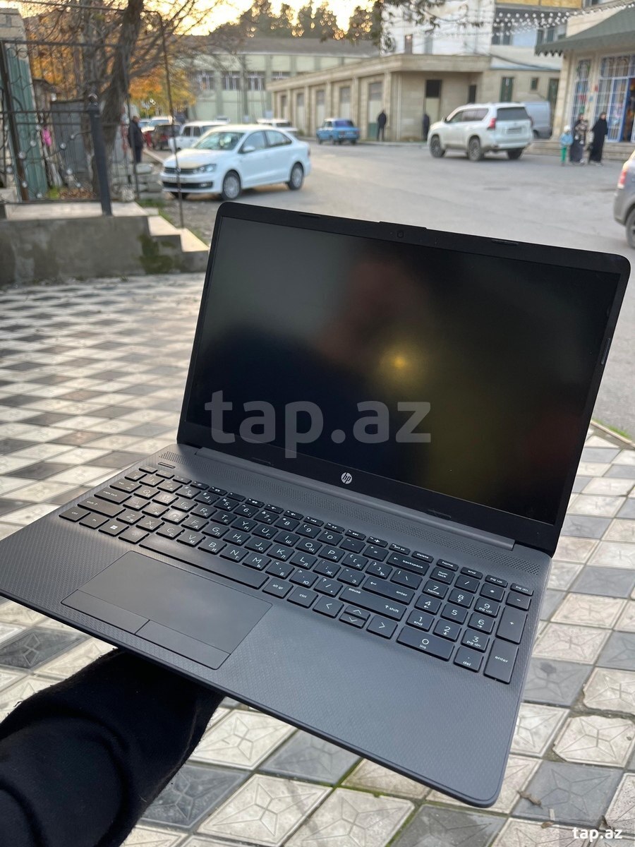 HP 250 15.6 inch G9  (3)