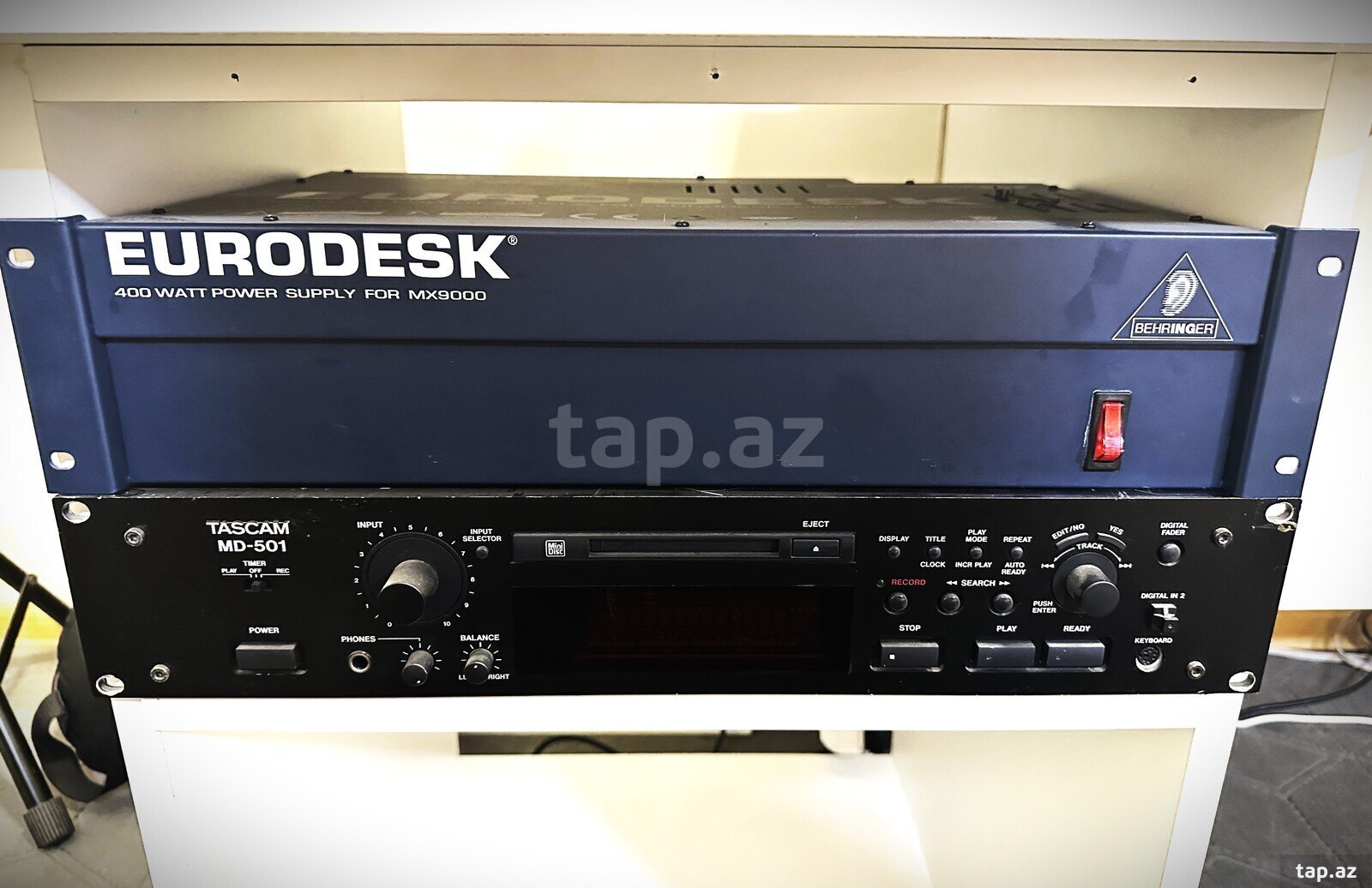 Behringer MX9000 48/24-Channel 8-Bus mikşer (6)