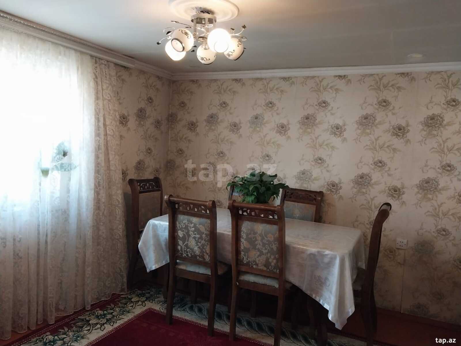 Həyət evi, Qaraçuxur qəs. (9)