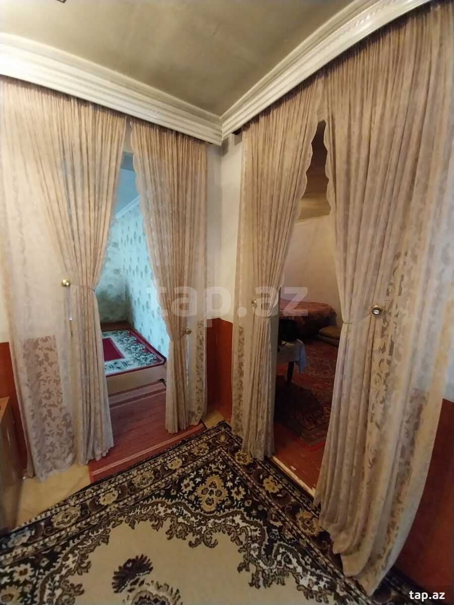 Həyət evi, Qaraçuxur qəs. (6)