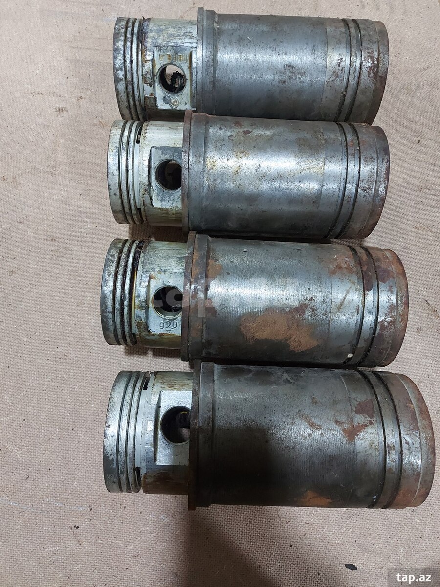 GAZ 24, 2410 mühərrik porşen və gilizləri