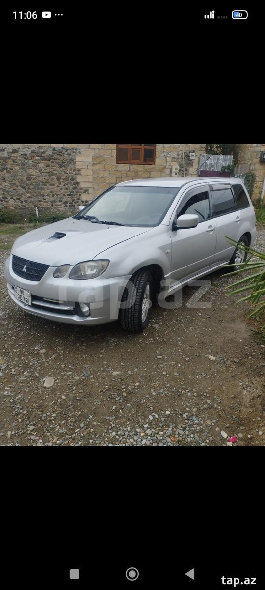 Mitsubishi Airtrek, 2002 il (3)