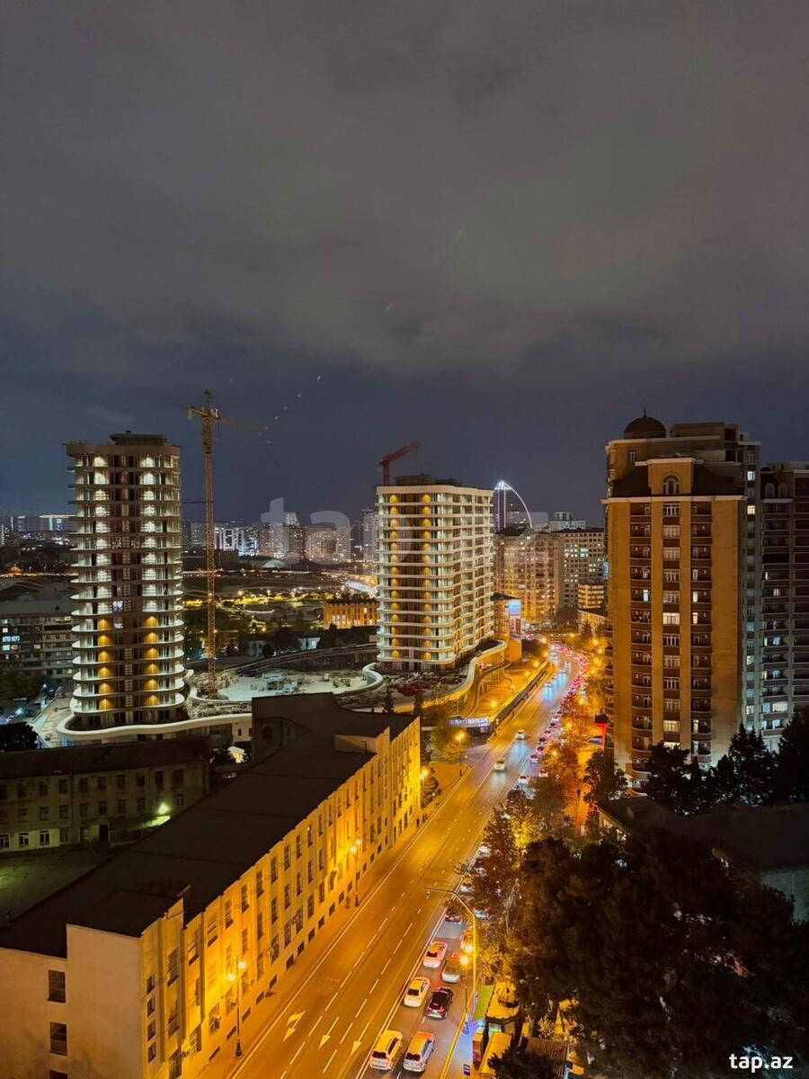 5-otaqlı yeni tikili, Gənclik m., 610 m²