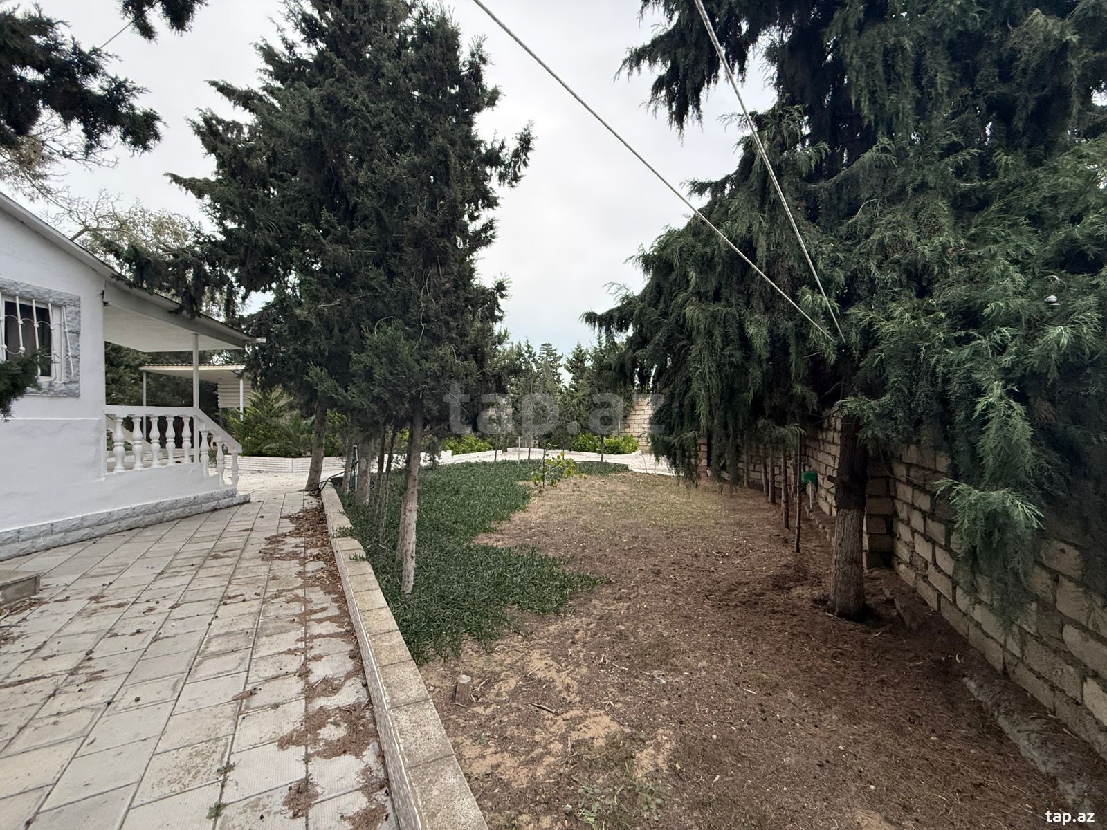 10.3 sot torpaq sahəsi, Şüvəlan qəs. (5)