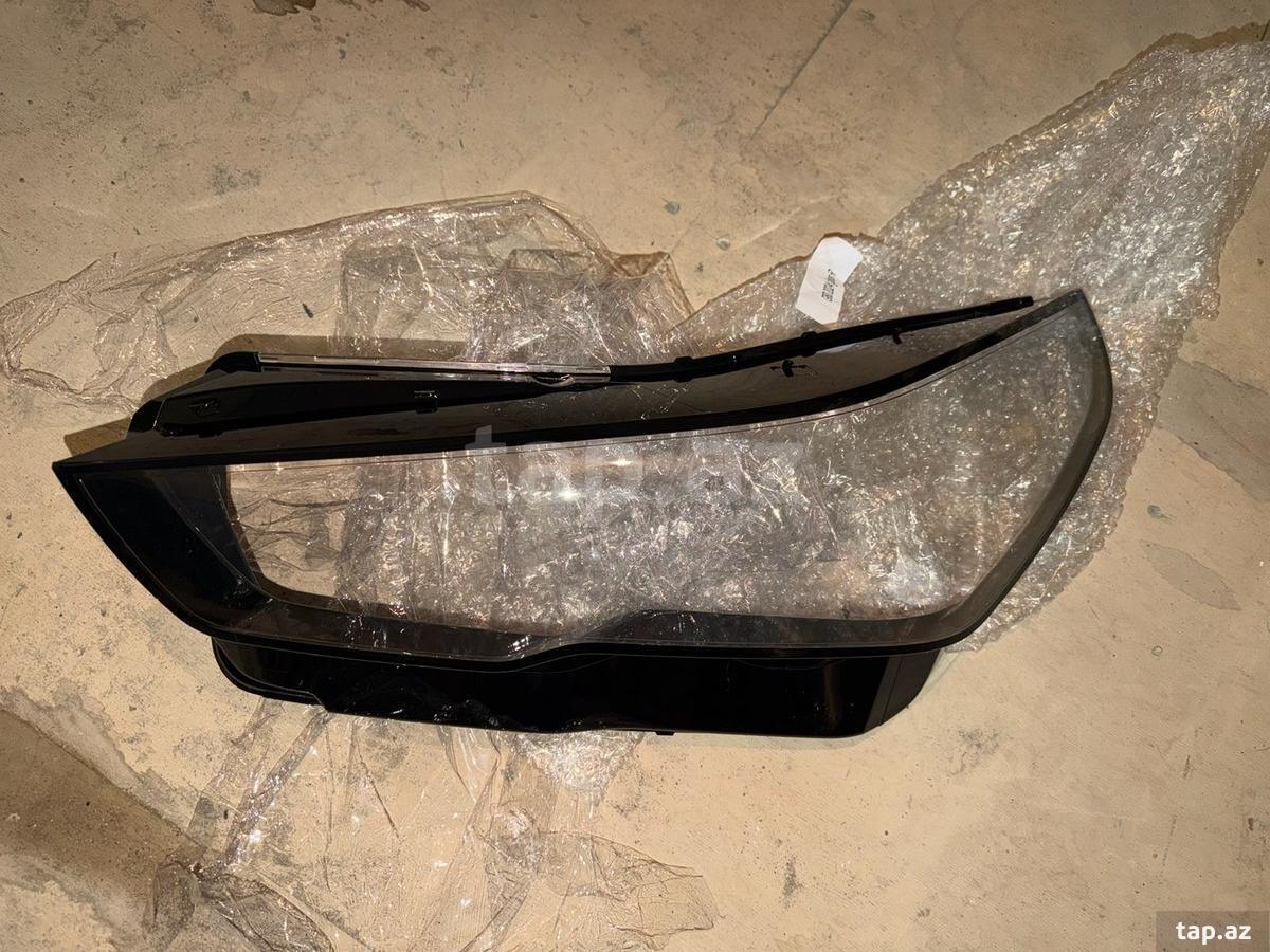 BMW G60 qabag sol fara şüşəsi