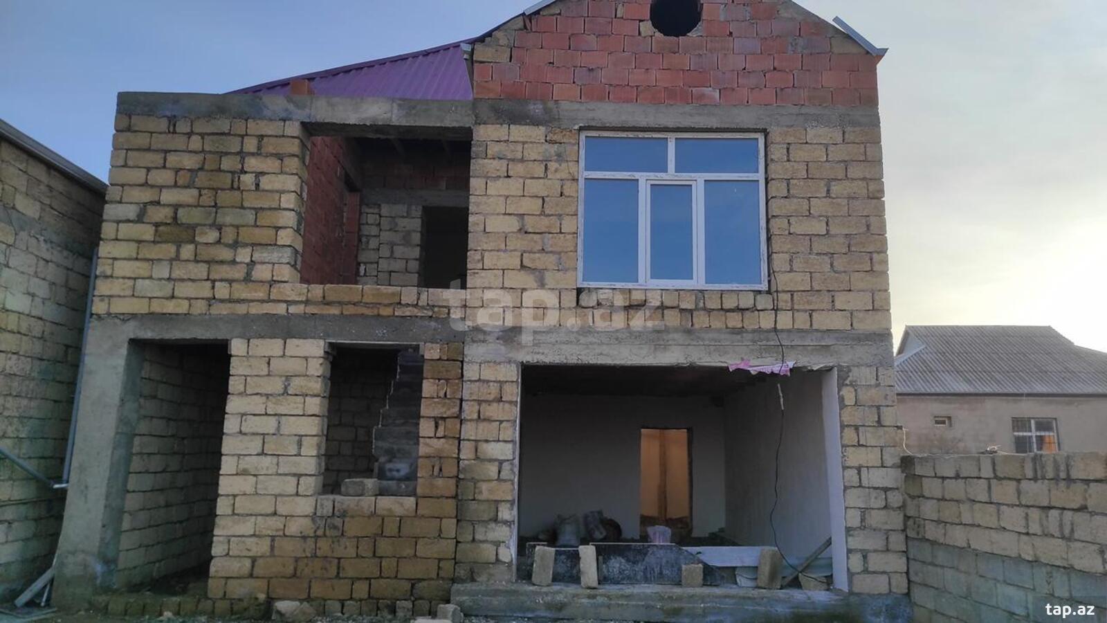 Həyət evi, Saray qəs.