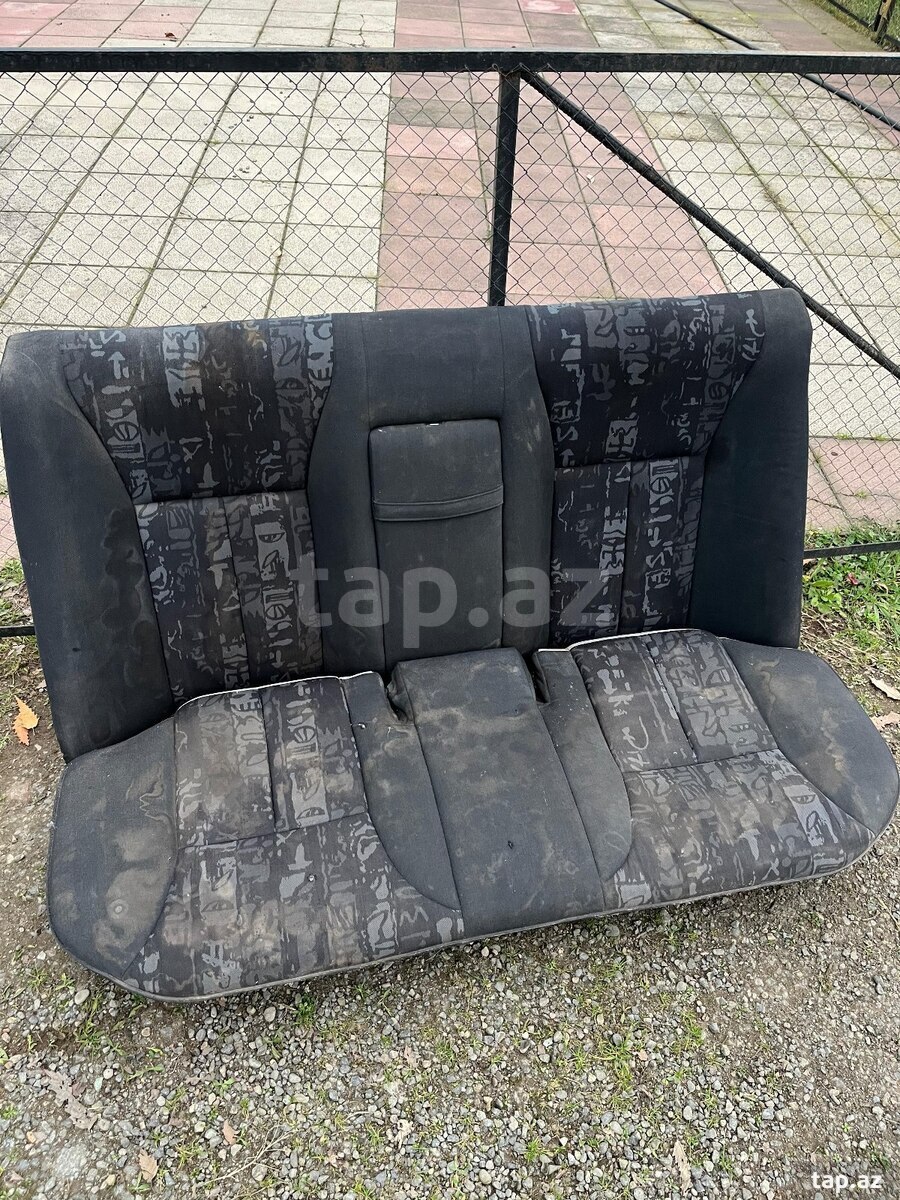 Mercedes W210 arxa oturacaqları