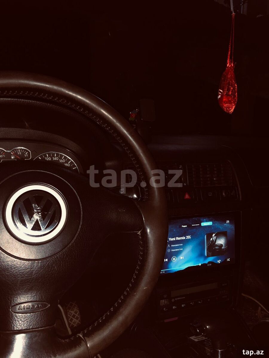 Volkswagen Golf GTI, 2000 il (3)