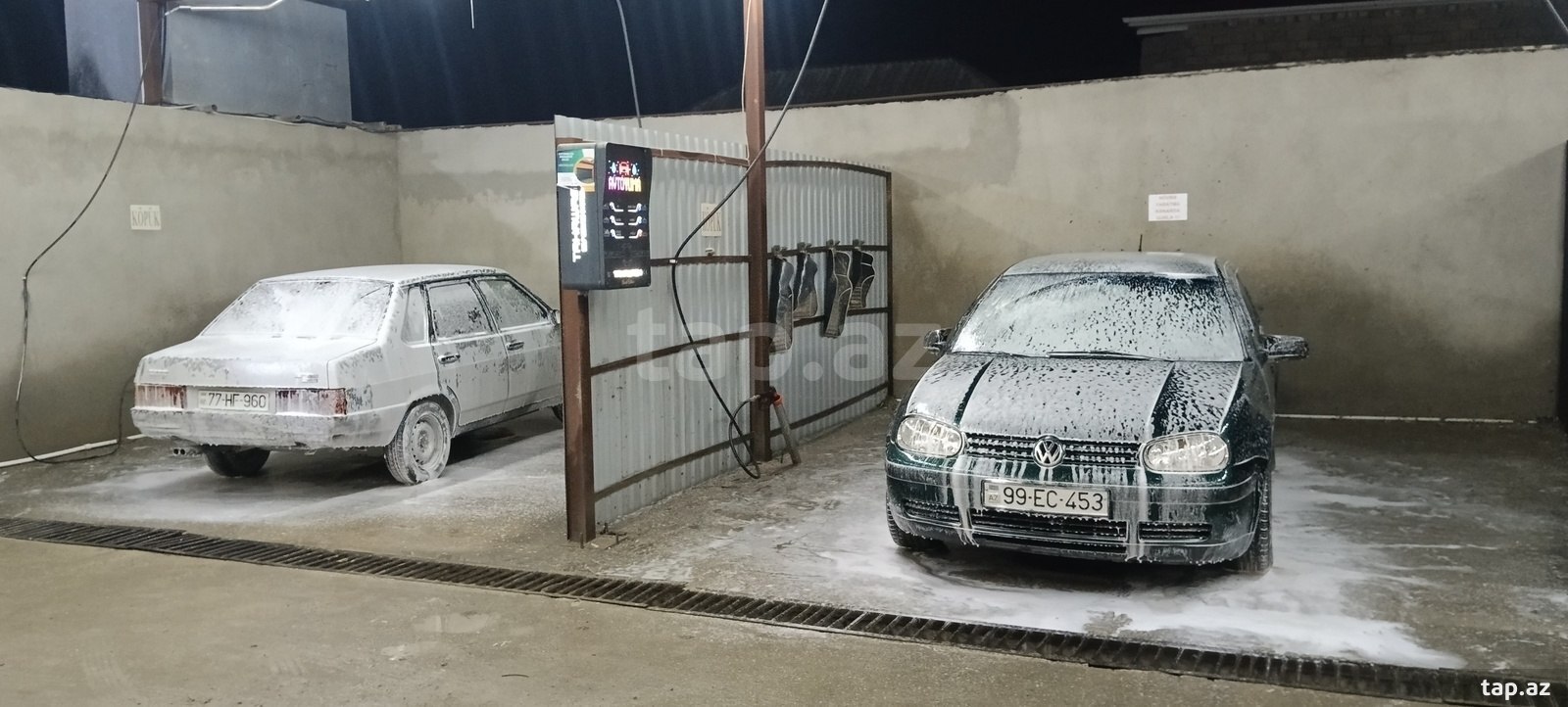 Volkswagen Golf GTI, 2000 il (10)