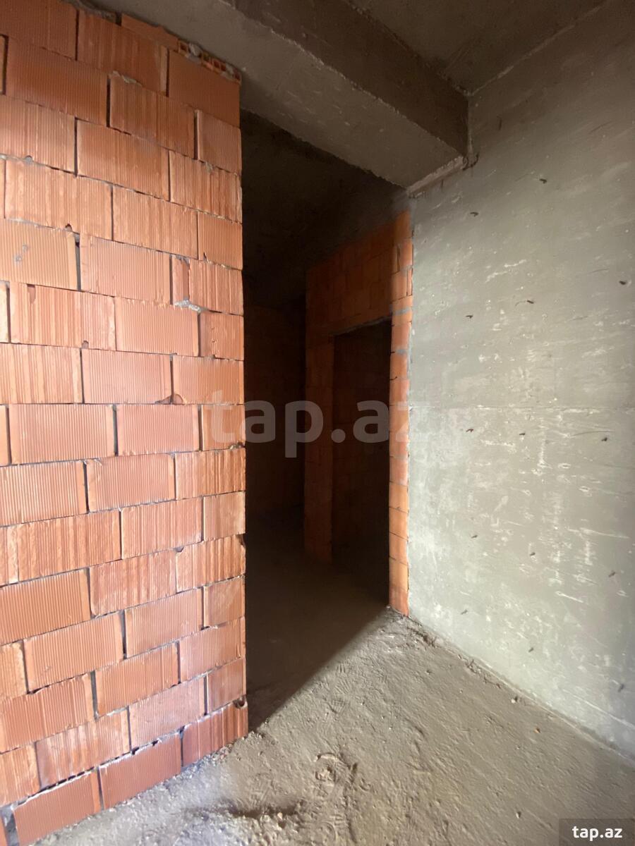 2-otaqlı yeni tikili, Moskva pr., 77 m²