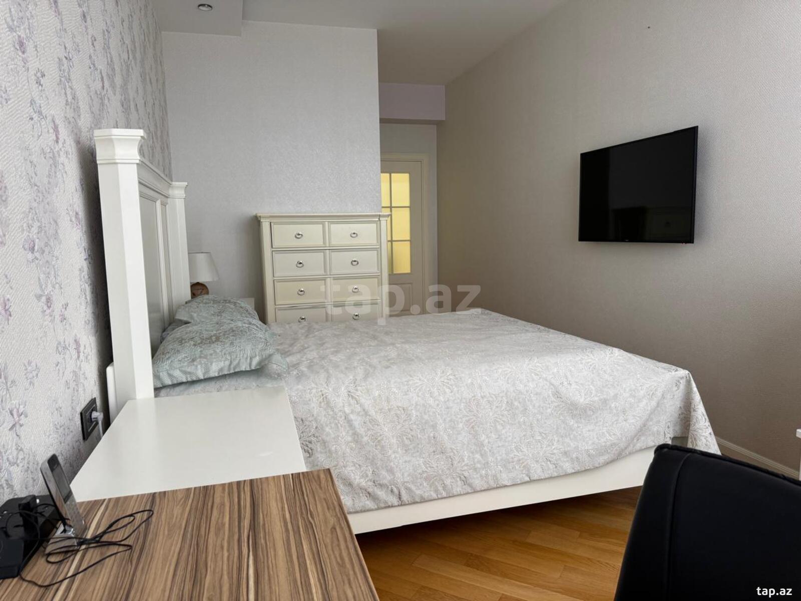 6-otaqlı yeni tikili, Qara Qarayev m., 270 m² (8)