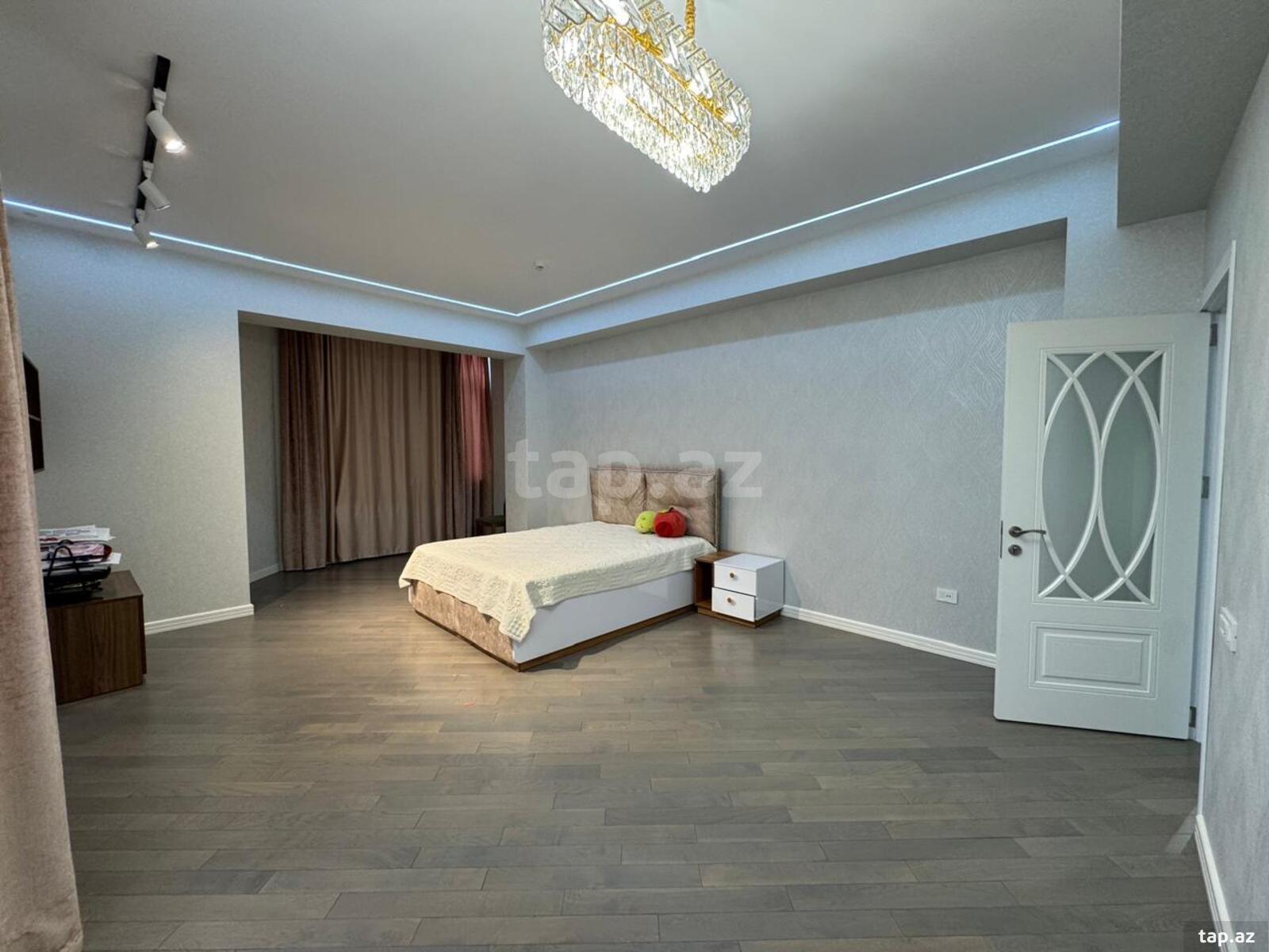 6-otaqlı yeni tikili, Qara Qarayev m., 270 m² (35)