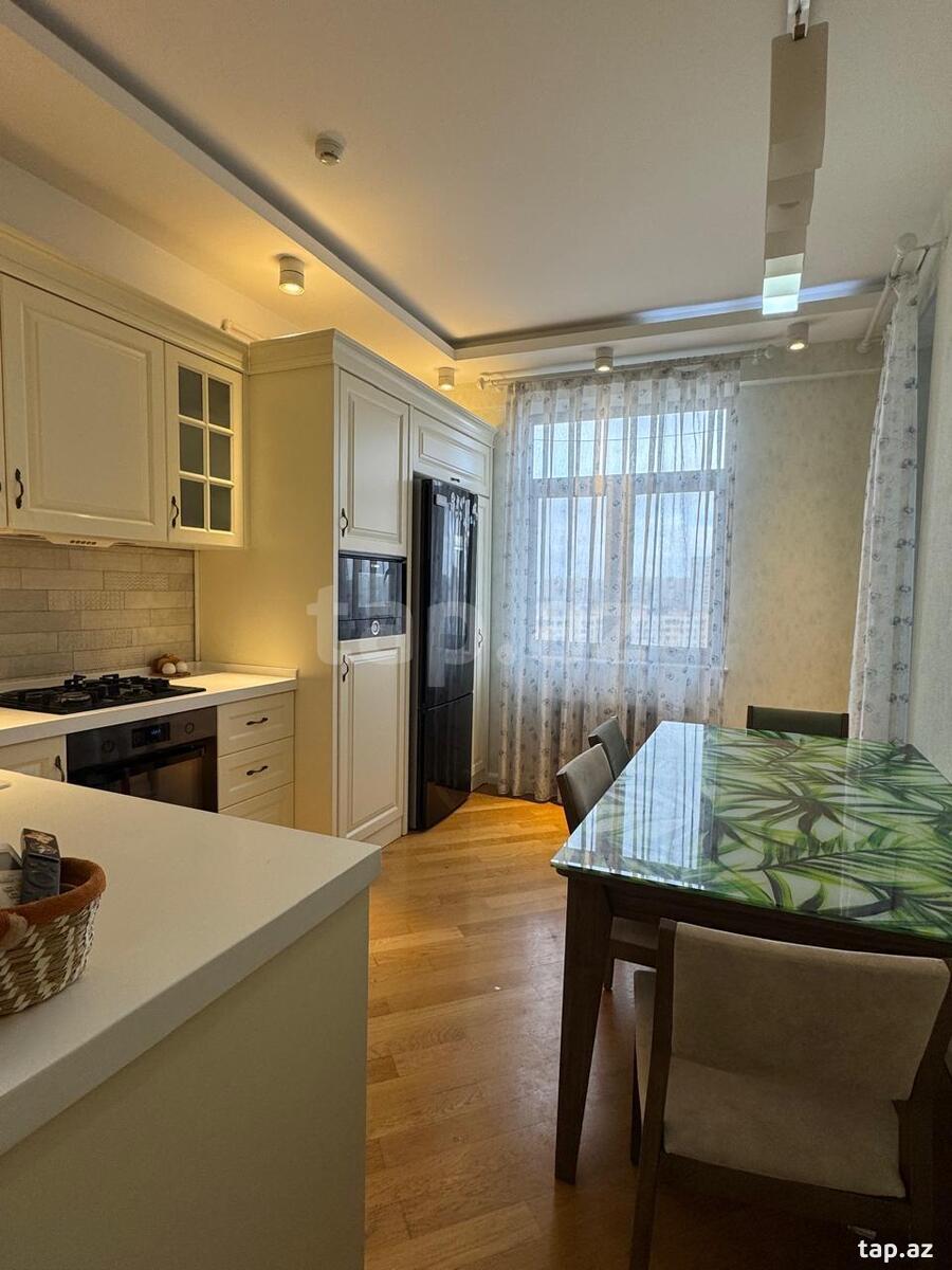 6-otaqlı yeni tikili, Qara Qarayev m., 270 m² (13)
