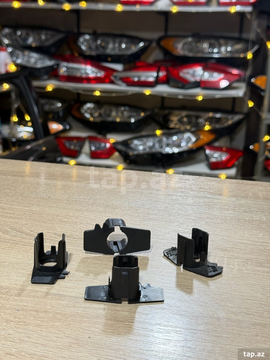 Ford Fusion 2013-2020 radar saxlayan keçməsi