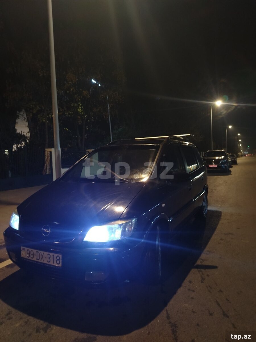 Opel Zafira, 2001 il (2)