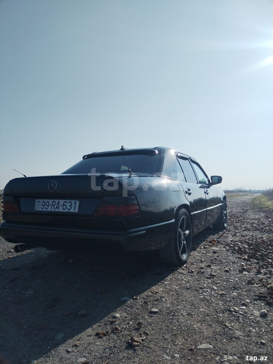 Mercedes E 200, 1988 il (2)