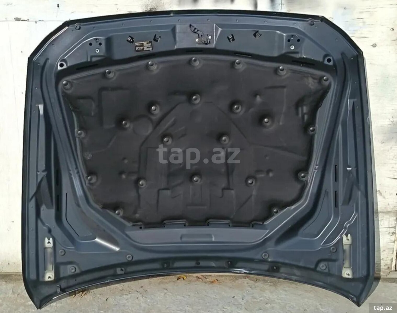 BMW F10 kapotu (2)