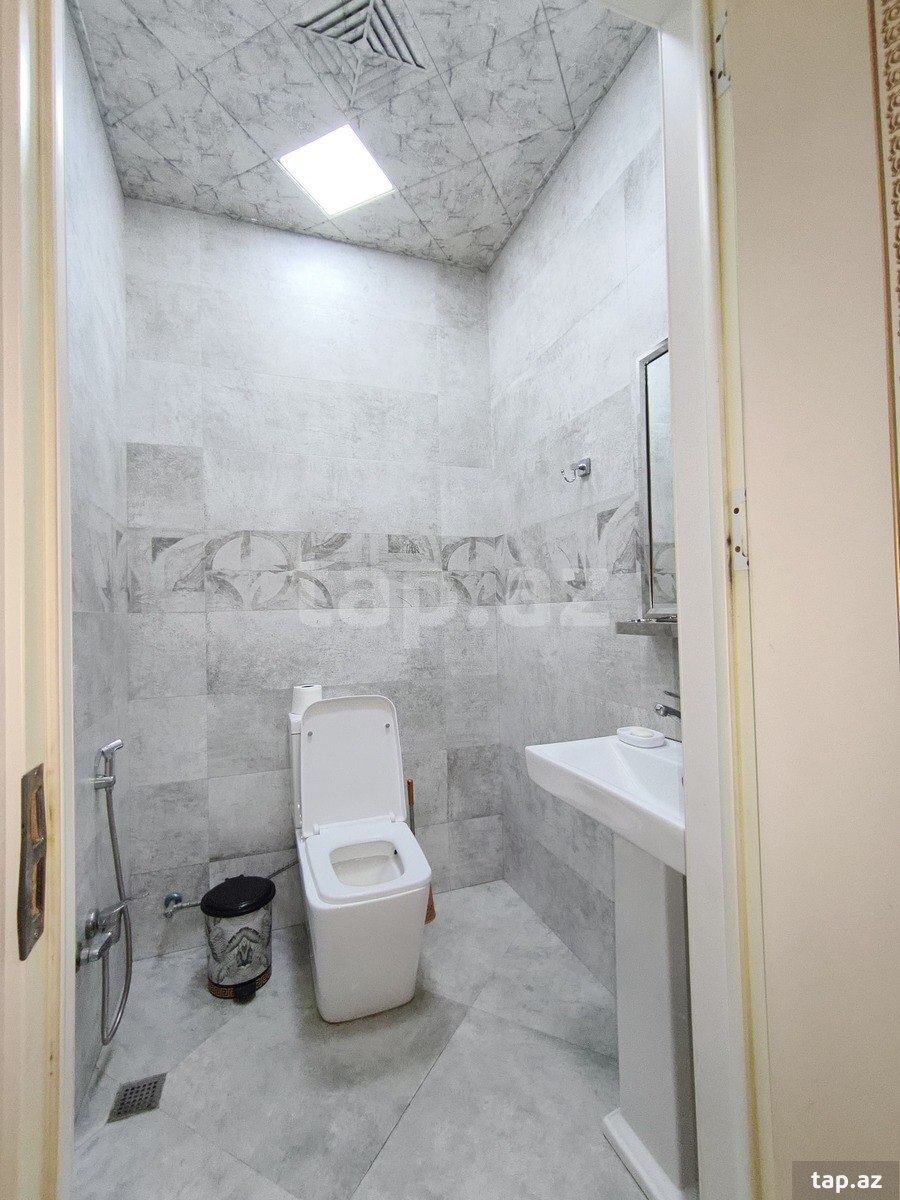 2-otaqlı yeni tikili kirayə verilir, 8-ci mkr., 105 m² (5)