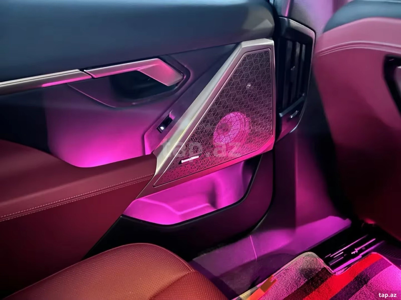 BMW G60 Bowers Wilkins dəsti (8)