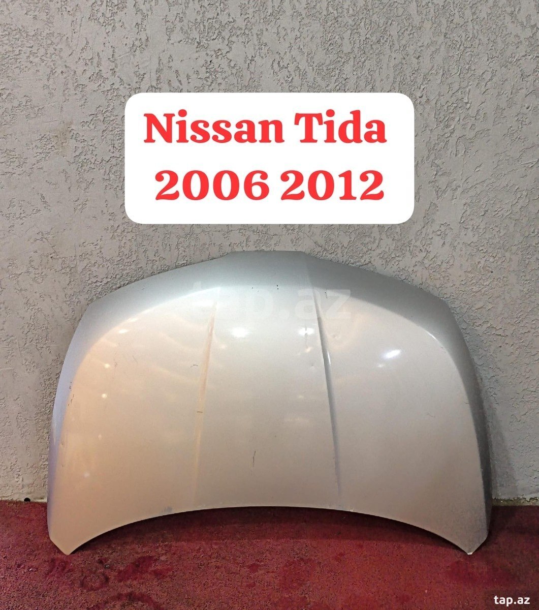 Nissan Tiida 2012 kapotu