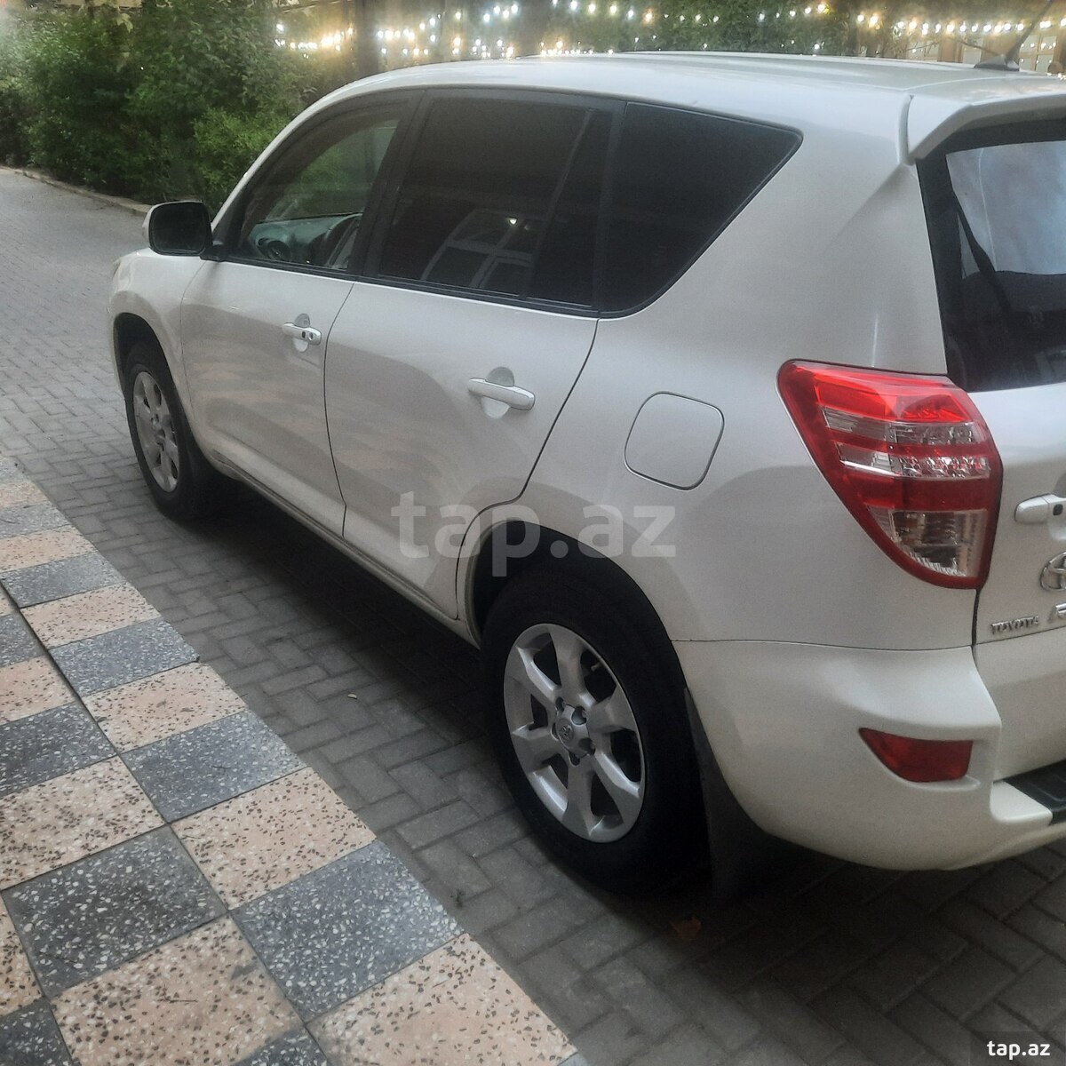 Toyota RAV 4, 2011 il (18)