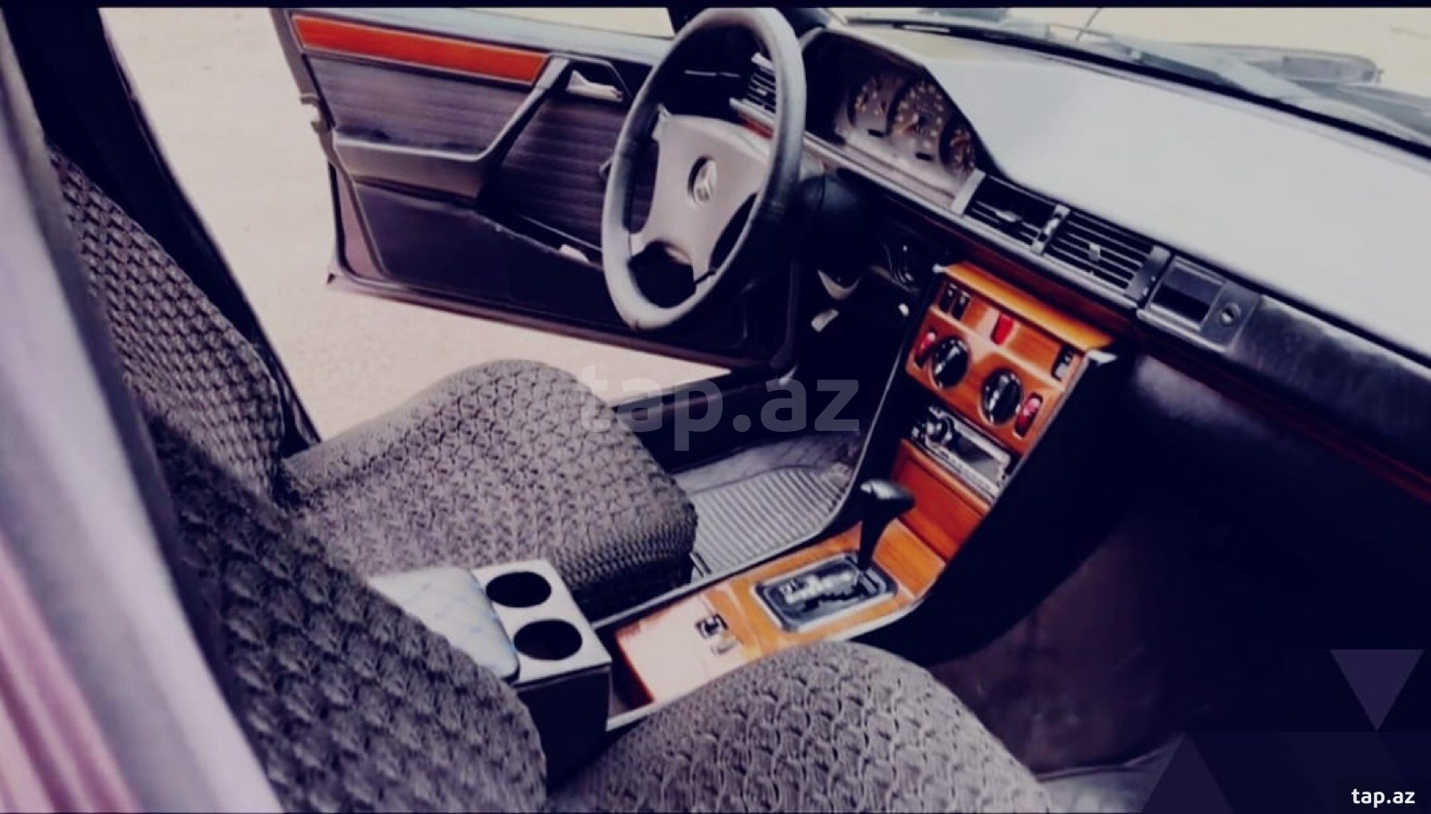 Mercedes E 230, 1993 il (3)