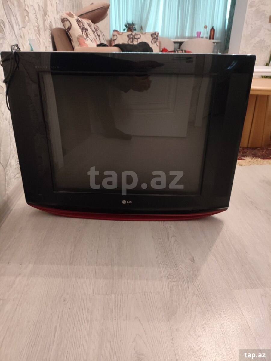 Televizor LG (2)
