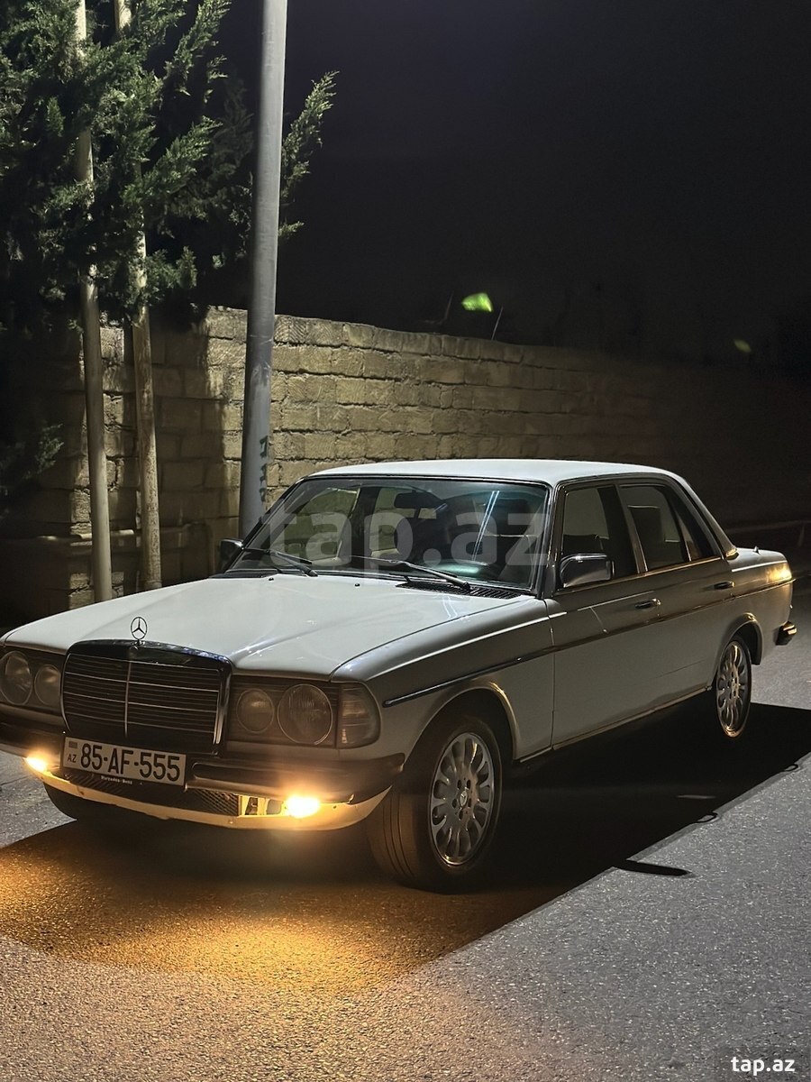 Retro avtomobillərin təmiri və restavrasiyası (17)