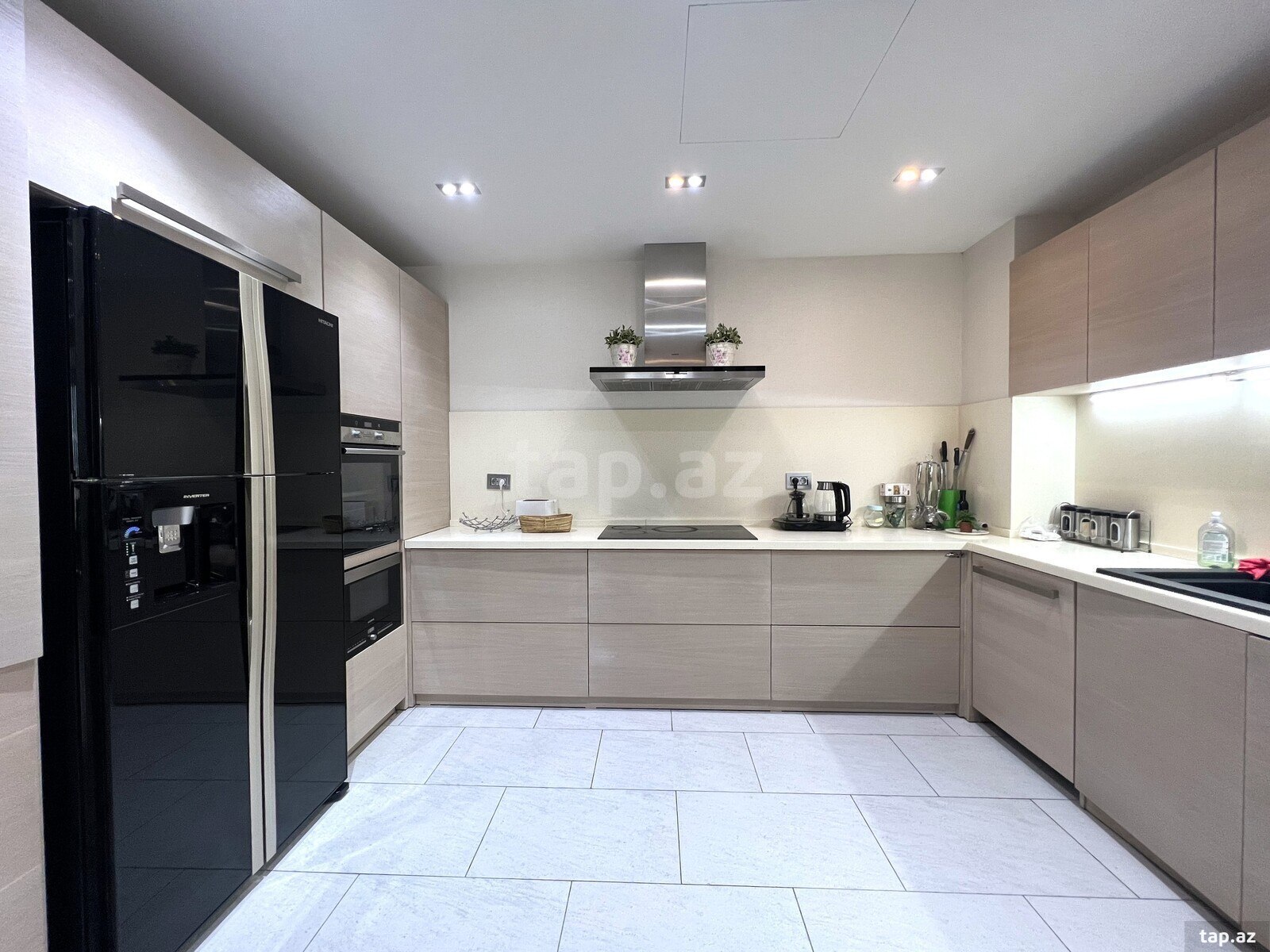 3-otaqlı yeni tikili kirayə verilir, Neftçilər pr., 170 m² (6)