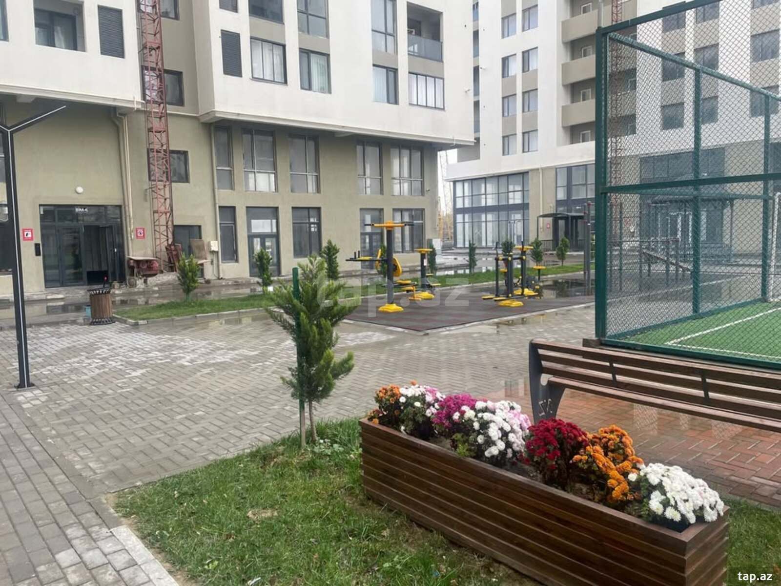4-otaqlı yeni tikili, 7-ci mkr., 149 m²