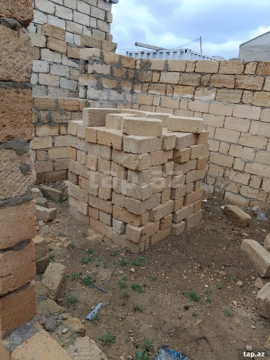Həyət evi, Saray qəs. (10)