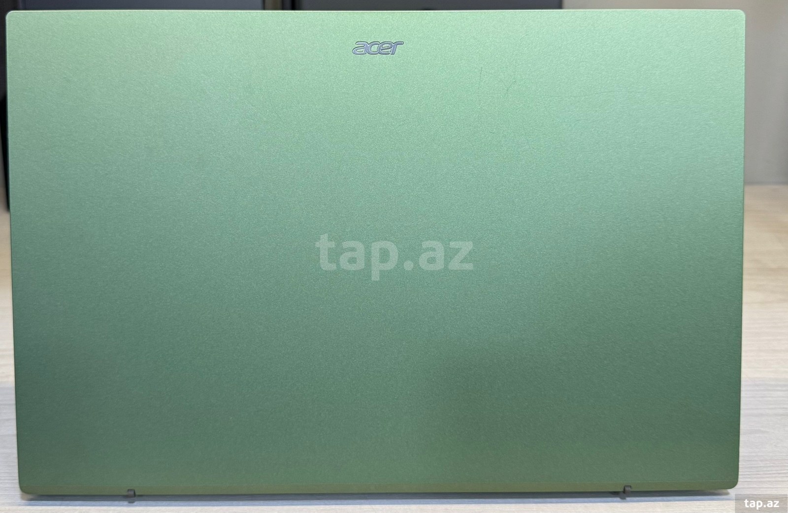 Noutbuk Acer (2)