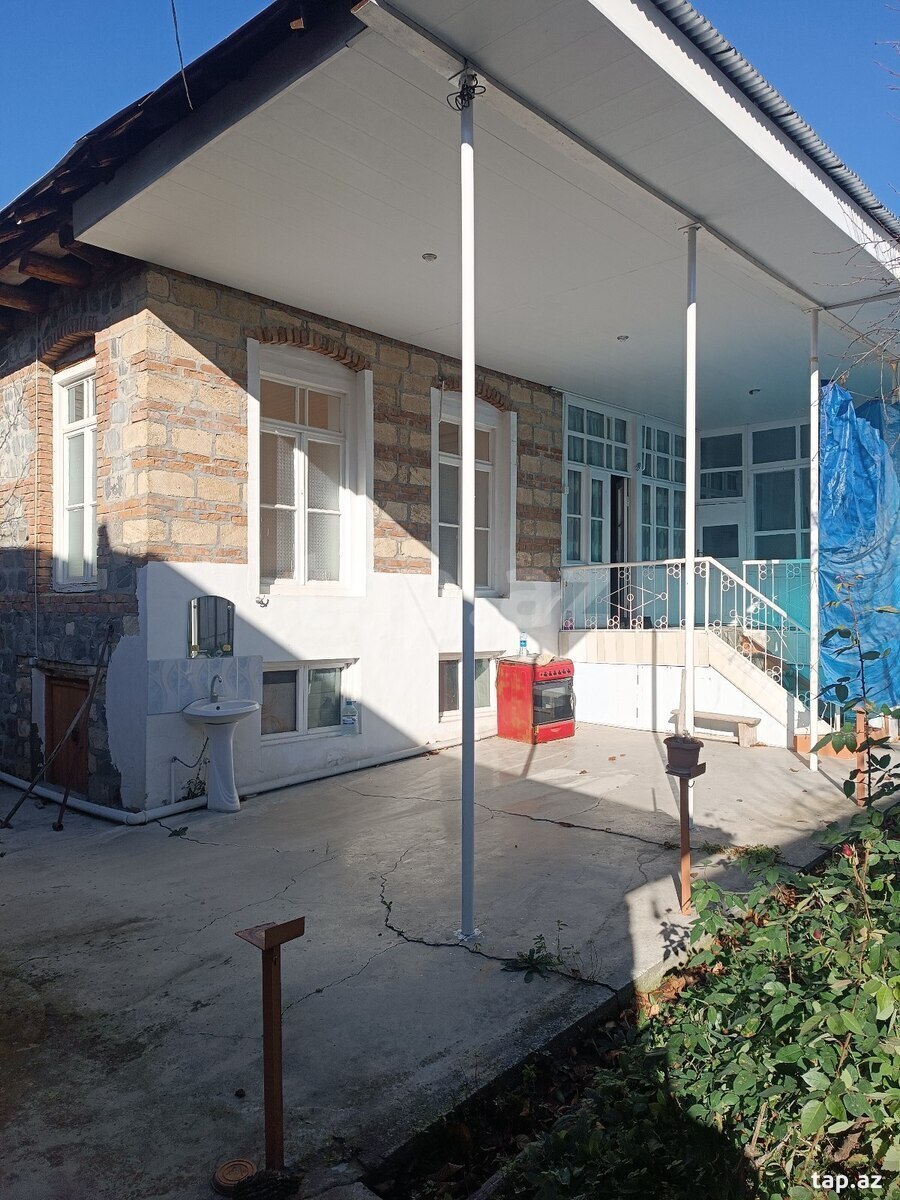 Həyət evi, Şəki ş.