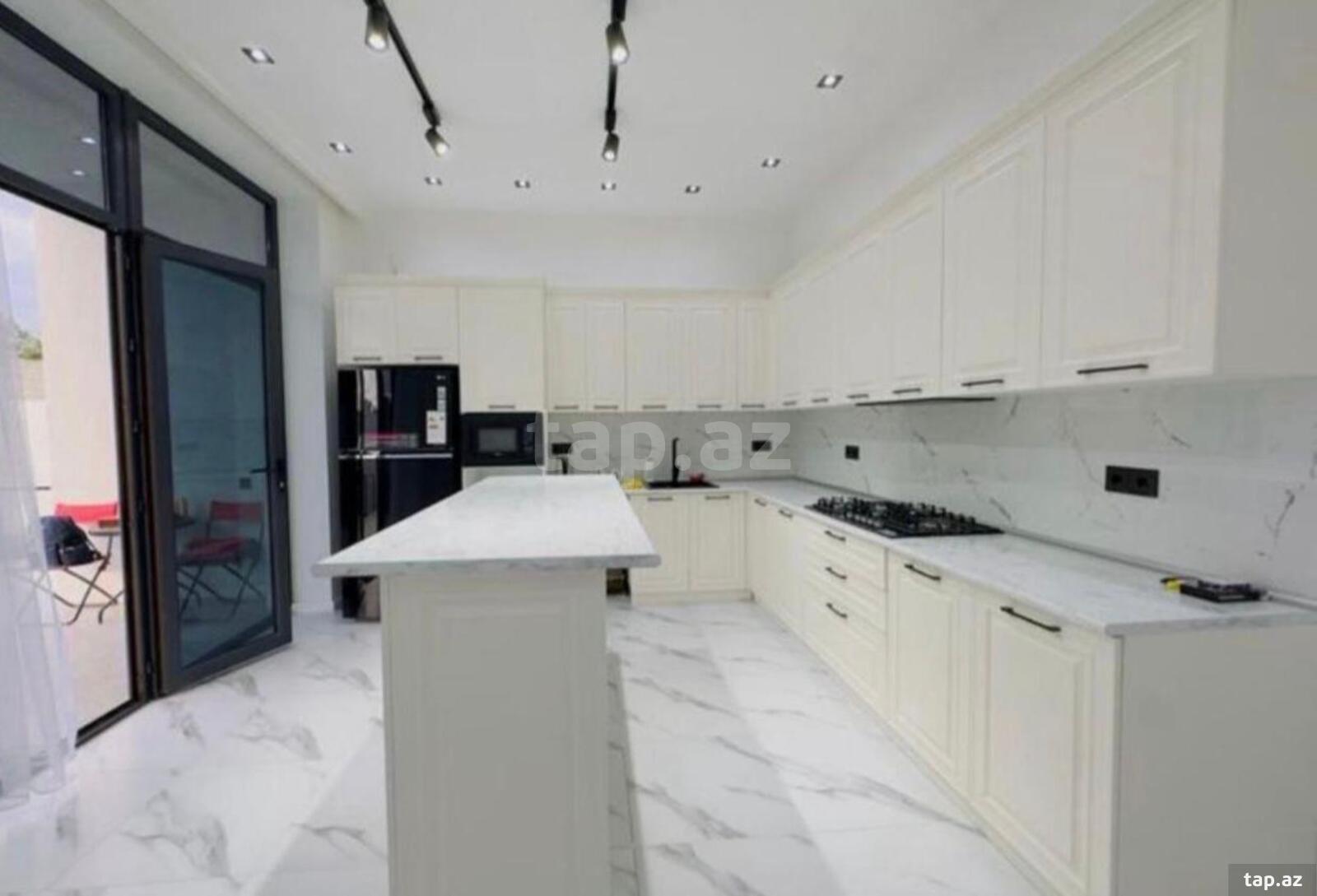 Villa kirayə verilir, Şüvəlan qəs. (12)