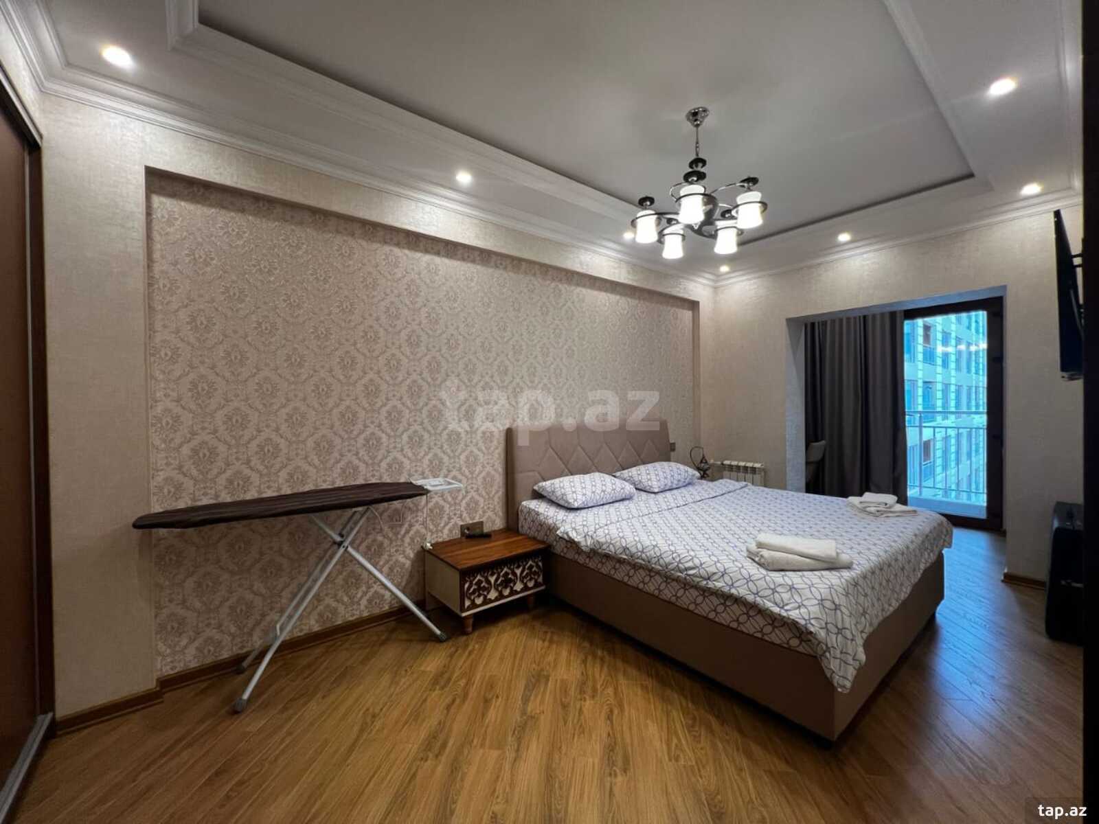 Villa kirayə verilir, Şüvəlan qəs. (35)
