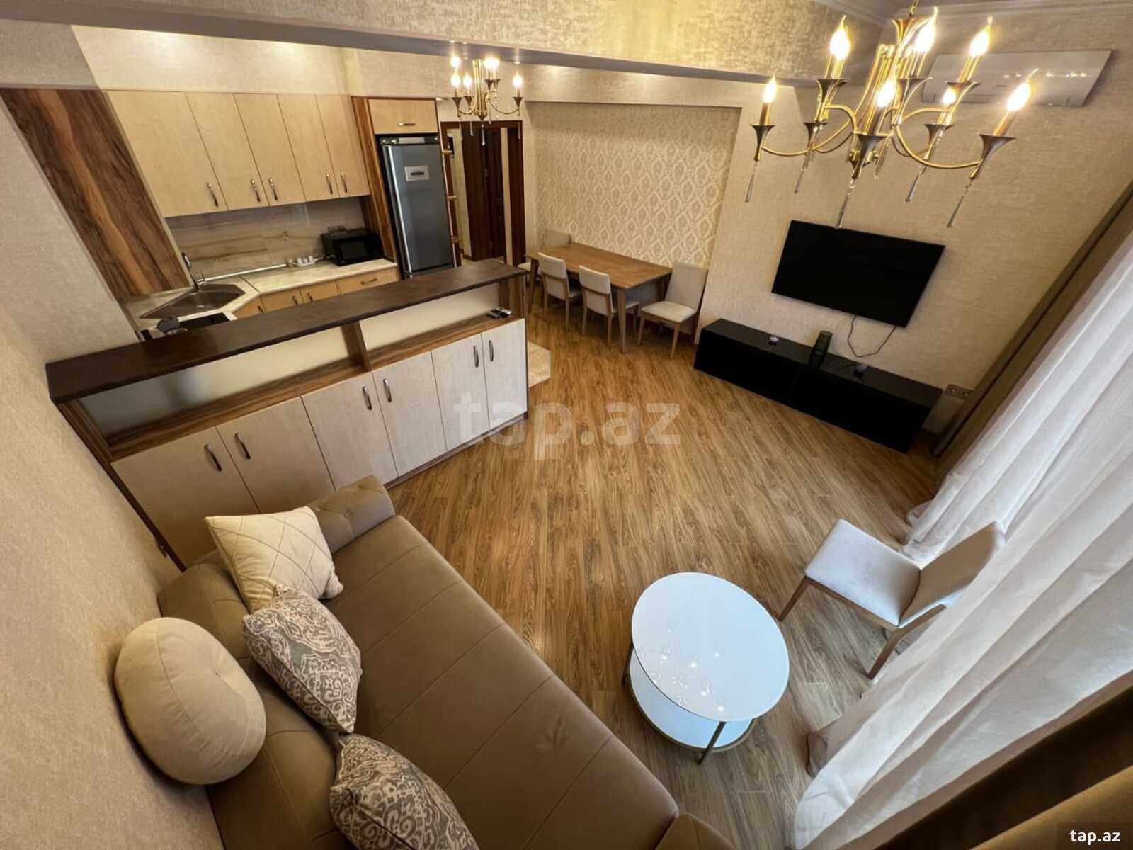 Villa kirayə verilir, Şüvəlan qəs. (38)