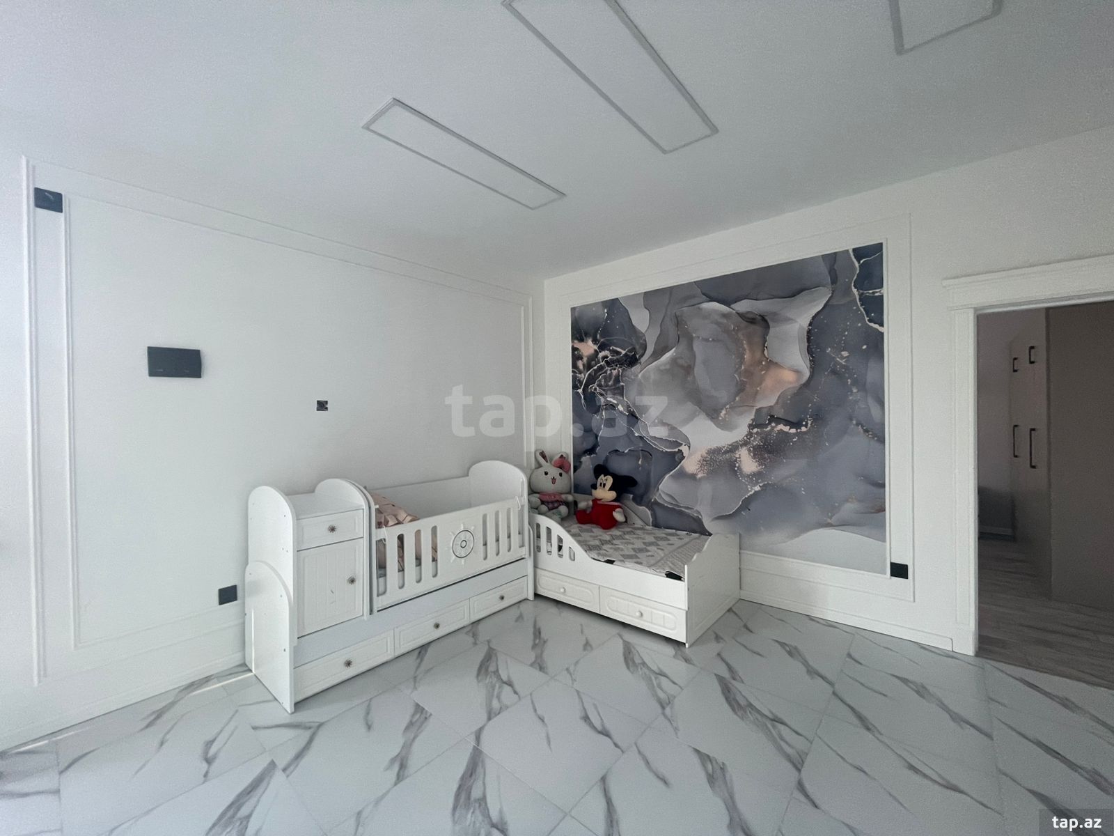 Villa kirayə verilir, Şüvəlan qəs. (28)