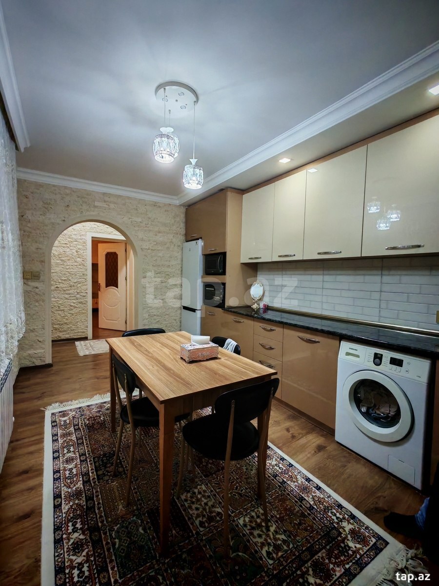 Həyət evi, Biləcəri qəs. (10)