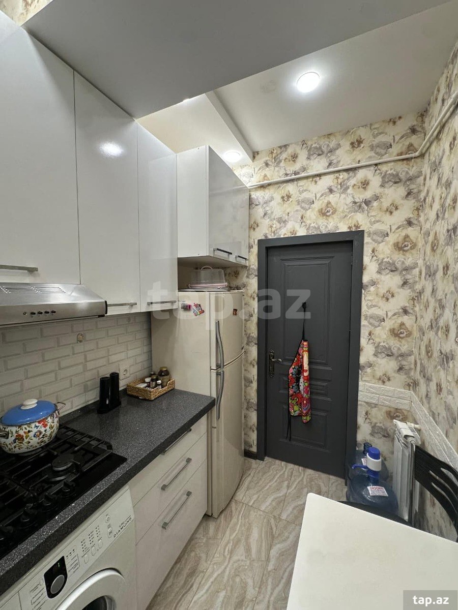 3-otaqlı yeni tikili, İnşaatçılar m., 75 m²