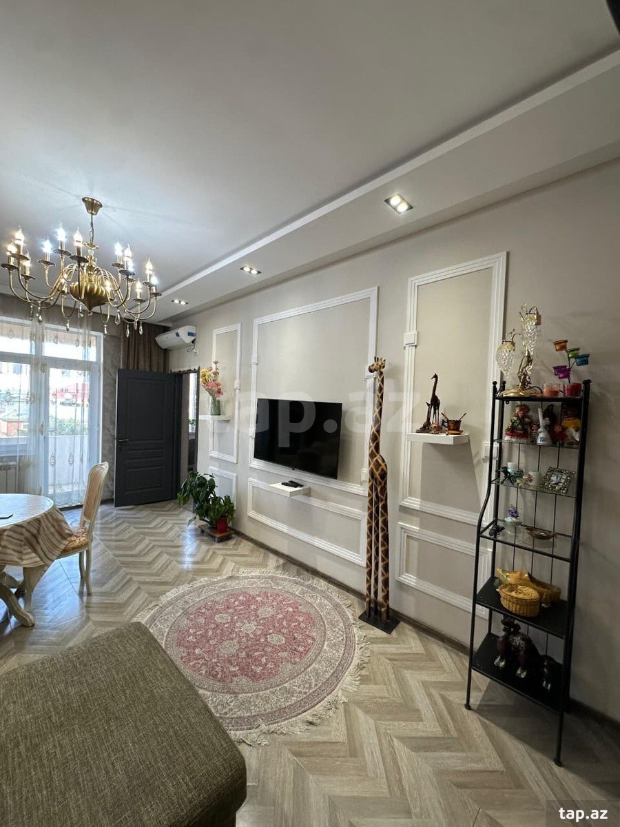 3-otaqlı yeni tikili, İnşaatçılar m., 75 m²