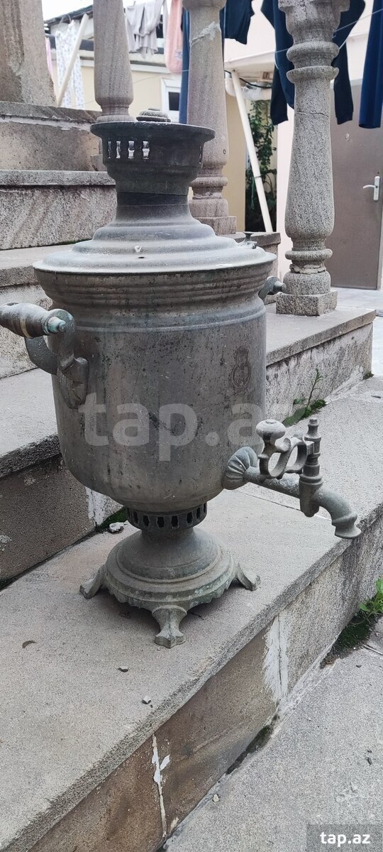 Qədimi samovar (2)