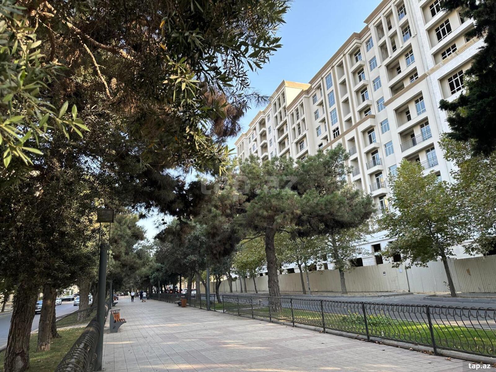 2-otaqlı yeni tikili, Bakıxanov qəs., 99 m²