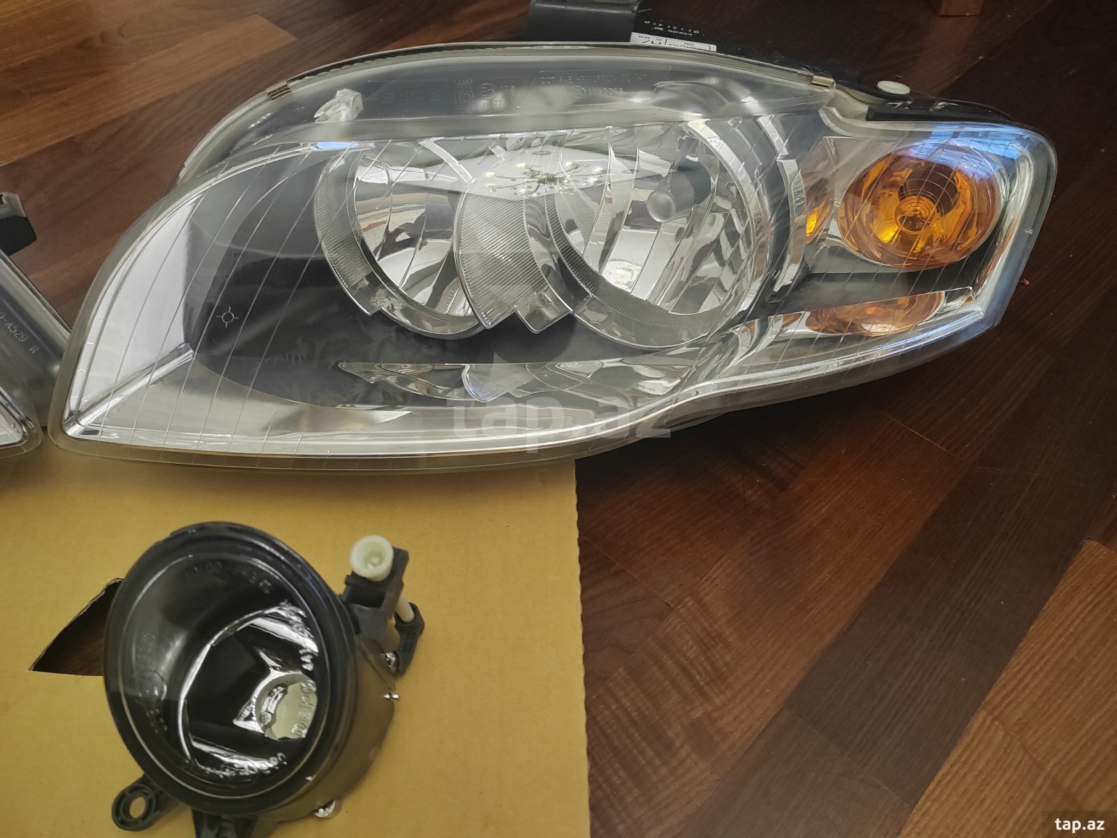 Audi A4 faraları   (3)