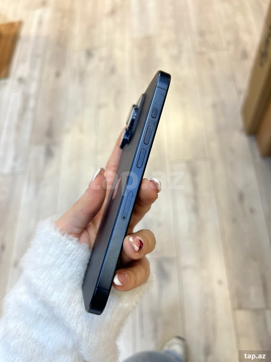 Apple iPhone 15 Pro Blue Titanium 256GB/8GB (3)
