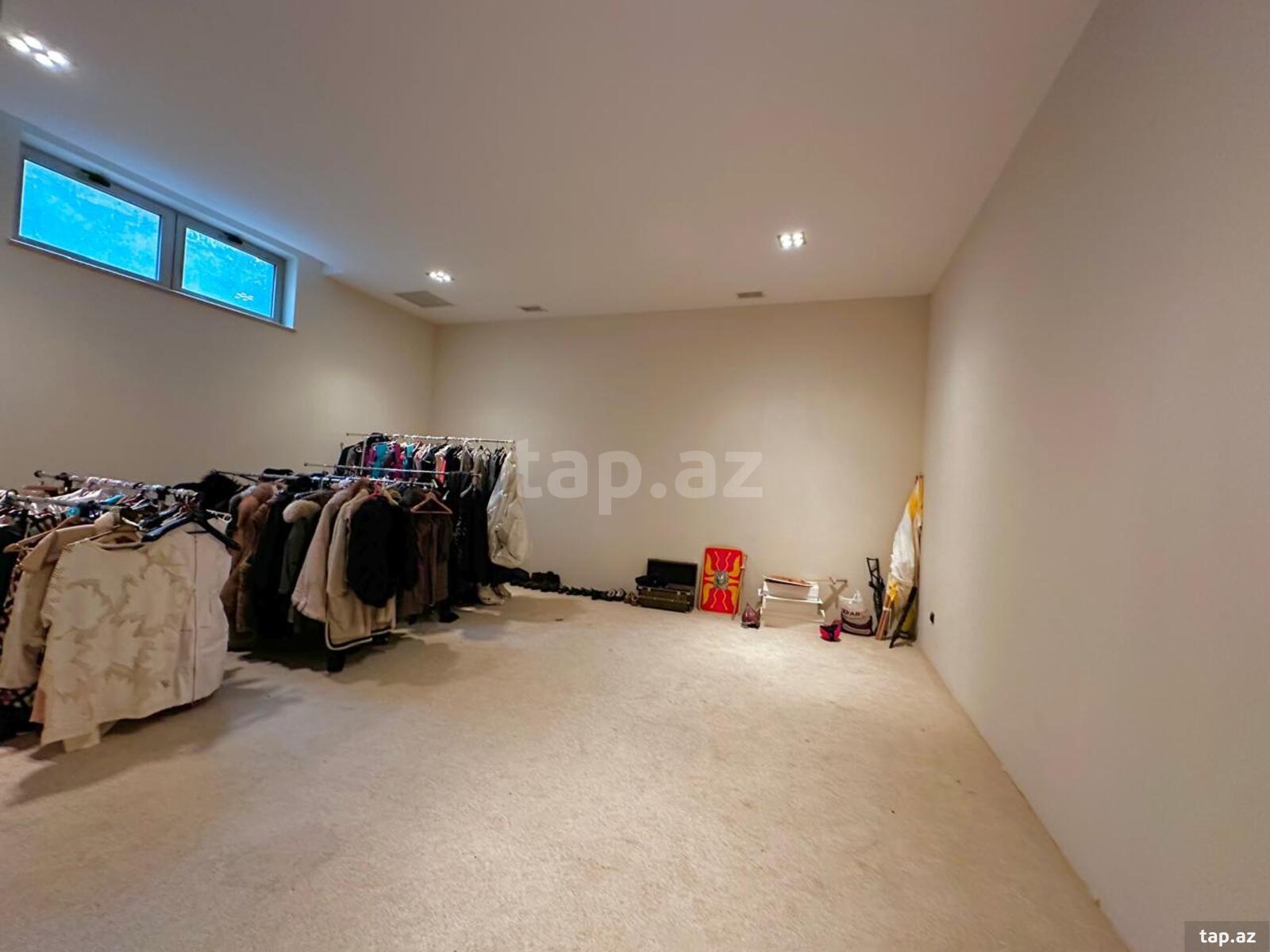 Həyət evi, Mərdəkan qəs. (30)