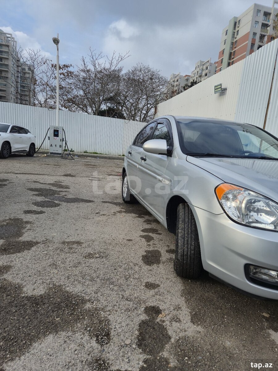 Hyundai Accent, 2006 il (2)