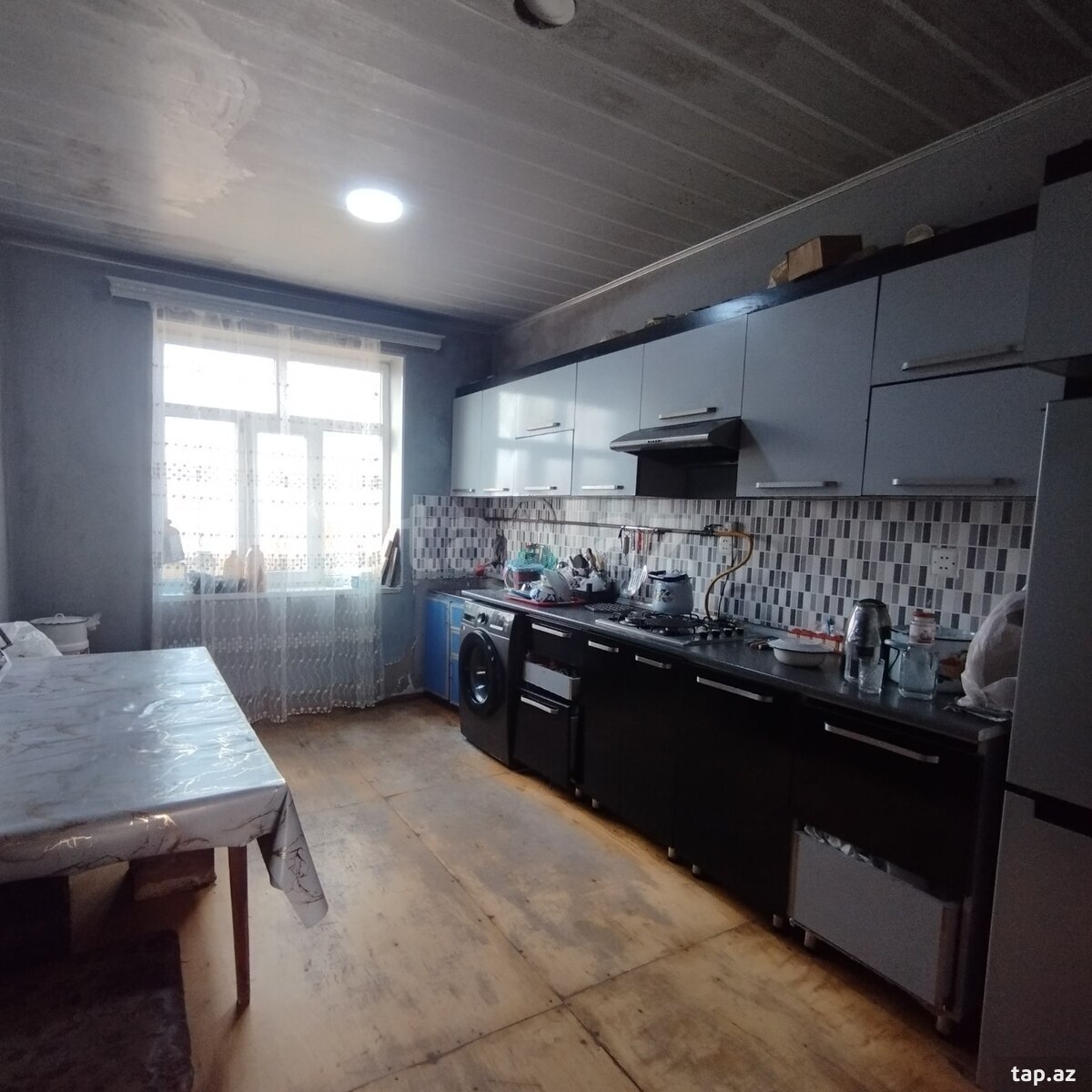 Həyət evi, Saray qəs. (10)
