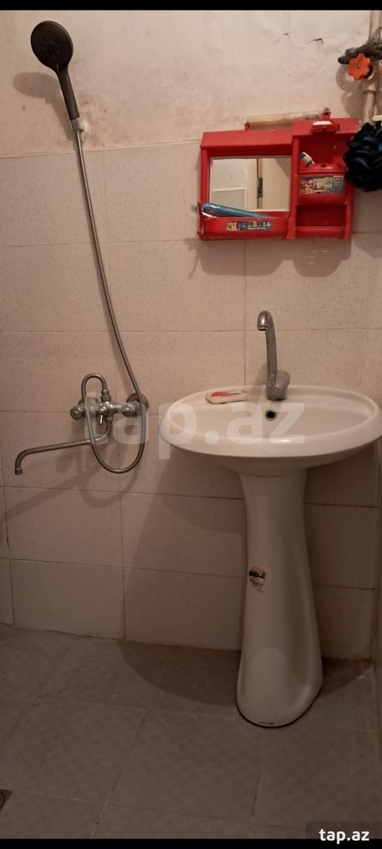 2-otaqlı mənzil, Şəki ş., 55 m²