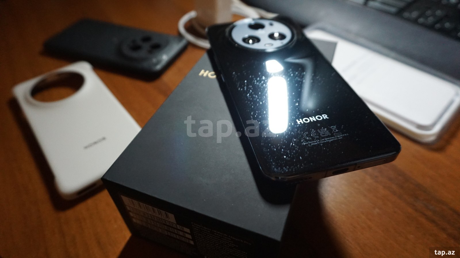 Honor Magic 5 Pro Black (2)